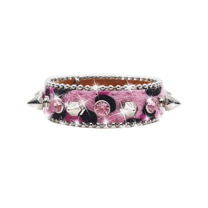 A Fashionable Leopard Print Cat Collar